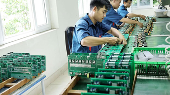 Lính thợ Z755 hăng hái thi đua lao động chào mừng các ngày lễ lớn