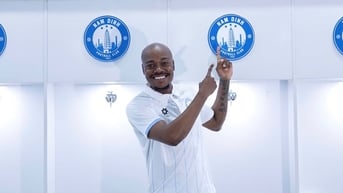 Nam Định chiêu mộ cầu thủ từng đấu với Man City, Real Madrid