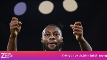 Premier League điều tra CĐV Liverpool