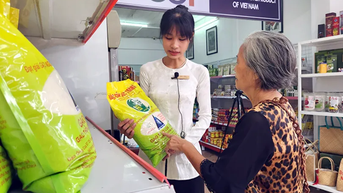 Đẩy mạnh xây dựng nông thôn mới, phát triển kinh tế nông thôn