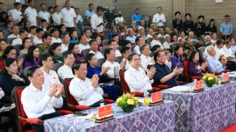 Chủ tịch Quốc hội Trần Thanh Mẫn dự Chương trình “Về nguồn-hướng tới tương lai” tại Tuyên Quang