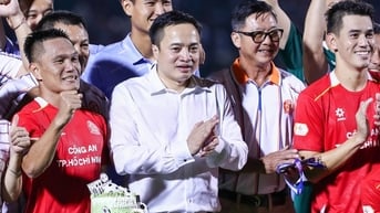Sinh nhật đáng nhớ của Lê Quang Hùng