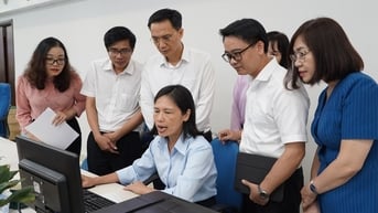 Đoàn công tác Bộ KH&CN khảo sát mô hình chính quyền địa phương 2 cấp tại tỉnh Quảng Ninh