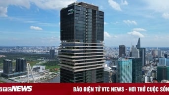Cận cảnh cao ốc 55 tầng sắp khánh thành thuộc Trung tâm Tài chính quốc tế TP.HCM
