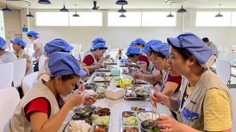 Chăm lo 'tài sản' của doanh nghiệp từ bữa ăn ca