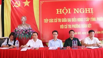 Hội nghị tiếp xúc cử tri giữa đại biểu HĐND 2 cấp (tỉnh, phường) với cử tri phường Đoàn Kết