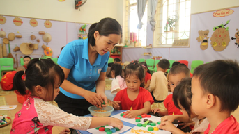 ឡៃចូវ៖ បន្តការច្នៃប្រឌិត និងលើកកំពស់គុណភាពអប់រំនៅតំបន់ខ្ពង់រាប ឡៃ ឡូយ