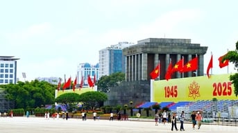 Hàng vạn người "check-in" chào mừng Quốc khánh 2/9