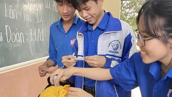 សាលាបំភ្លឺសុបិន