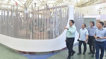 Tăng tốc hoàn thiện các hạng mục thi công gian trưng bày Triển lãm thành tựu Đất nước dịp 80 năm Quốc khánh