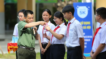 Xây dựng Khung năng lực số cho công dân: Khởi đầu từ trường học