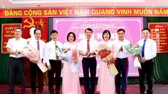 Công bố Quyết định thành lập Trung tâm Khuyến công và Xúc tiến Công thương Tuyên Quang
