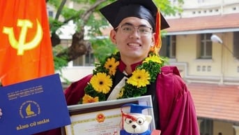 "Tân binh" ngành AI tốt nghiệp xuất sắc, hành trình từ con số 0