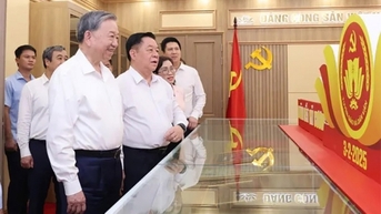 새로운 시대의 선전 및 대중 동원 부문의 전략적 전환