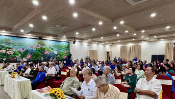 ការចាប់ផ្តើមនៃអនុស្សាវរីយ៍ដែលពណ៌នាអំពីស្មារតីនៃសមាជិកសហជីពក្នុងអំឡុងពេលសង្រ្គាមតស៊ូ