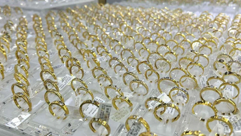 Giá vàng trong nước ngày 20-8 giảm 200.000 đồng/lượng