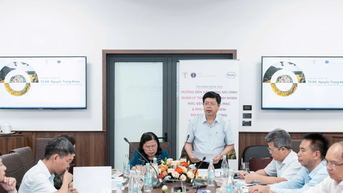 Xây dựng mô hình quản lý toàn diện người bệnh võng mạc ở Việt Nam