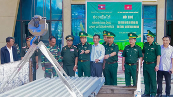 TP Huế hỗ trợ người dân bản Ta Lui (Lào) khắc phục hỏa hoạn