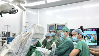 Hội nghị khoa học thường niên Hội Tiết niệu - Thận học Việt Nam và Hội Tiết niệu - Thận học TP. Hồ Chí Minh: Mổ thị phạm 7 trường hợp mắc bệnh lý về thận và tiết niệu phức tạp