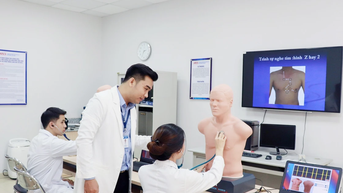 ពិន្ទុគោលខ្ពស់បំផុតនៃសាកលវិទ្យាល័យវេជ្ជសាស្ត្រ និងឱសថទីក្រុងហូជីមិញគឺ 27.34 ពិន្ទុក្នុងវិស័យវេជ្ជសាស្ត្រ។