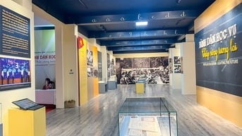 80년 전 대중교육운동에 관한 약 160여 점의 문서와 유물을 소개합니다.