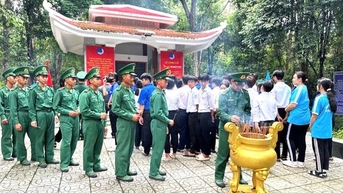 'អាសយដ្ឋានក្រហម' - កន្លែងអប់រំយុវជនជំនាន់ក្រោយអំពីមោទនភាពជាតិ
