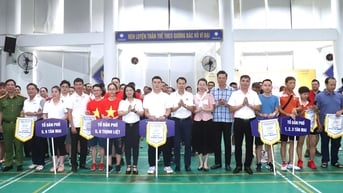 Phường Hoàng Mai tổ chức giải thể thao quần chúng chào mừng thành công Đại hội Đảng bộ phường
