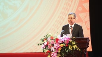 Lớp lớp thế hệ những người làm văn hóa đã viết nên những bản trường ca bất diệt và trao truyền cho thế hệ trẻ những giá trị quý giá