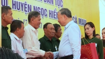 Vận dụng và xây dựng khối đại đoàn kết toàn dân tộc theo tư tưởng Hồ Chí Minh