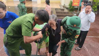 Hà Tĩnh sơ tán hàng ngàn hộ dân tránh bão