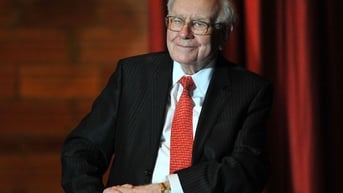 Warren Buffett tiết lộ 13 bí quyết tiền đơn giản để bạn trở nên giàu có