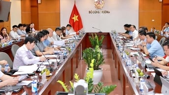 UBND tỉnh Tuyên Quang làm việc với Bộ Công thương về phát triển thương mại biên giới