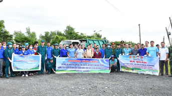 Phường Vĩnh Châu ra quân vệ sinh môi trường
