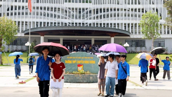Trường Chuyên Hùng Vương tiếp nhận học sinh chuyển trường theo phương thức thi tuyển