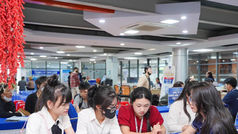 Hàng loạt trường đại học xét tuyển bổ sung