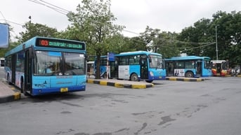 Điều chỉnh lộ trình nhiều tuyến xe buýt phục vụ sơ duyệt Lễ diễu binh, diễu hành