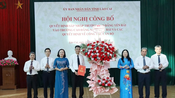 Hội nghị công bố quyết định sáp nhập Trường Cao đẳng Yên Bái vào Trường Cao đẳng nghề Yên Bái
