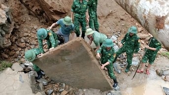 49 vị trí ách tắc, ngập nước trên đường bộ sẽ thông xe trong tối nay