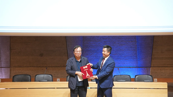 NXB Giáo dục Việt Nam đón nhận Bằng Doanh nghiệp Văn hoá do UNESCO trao tặng