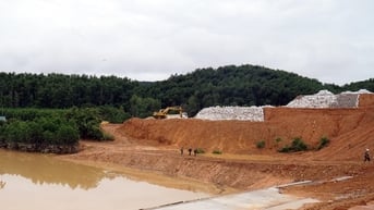 Khắc phục khó khăn, đẩy nhanh tiến độ xây dựng Dự án Hồ chứa nước Bản Mồng