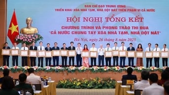Techcombank nhận bằng khen của Thủ tướng vì đóng góp tích cực trong chương trình an sinh trọng điểm của quốc gia