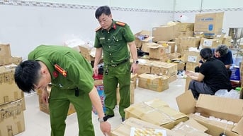 Hàng giả vào Việt Nam, không có doanh nghiệp 'bắt tay' không thể đến tay người dùng?