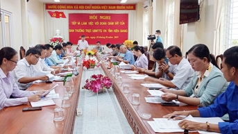 អានយ៉ាង៖ ការលើកកម្ពស់តួនាទីត្រួតពិនិត្យ និងការរិះគន់សង្គមរបស់រណសិរ្សមាតុភូមិ