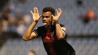 ចំណាត់ថ្នាក់ V-League ចុងក្រោយ៖ អ្នកចំណូលថ្មី Ninh Binh បង្កការភ្ញាក់ផ្អើលធំ Thanh Hoa នៅតែធ្លាក់ដល់បាត