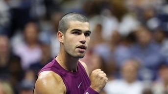 Alcaraz dạo chơi lấy vé vòng 3 US Open