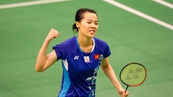 Nguyễn Thùy Linh đánh bại 'khắc tinh', vào vòng 16 tay vợt xuất sắc giải thế giới