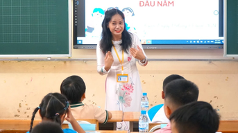 'ទីក្រុងទំនើបការអប់រំ' នឹងបង្រៀន និងរៀនពីរភាសា គណនាការគាំទ្រផ្នែកហិរញ្ញវត្ថុសម្រាប់សិស្ស