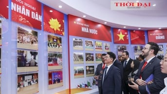 [Ảnh] 80 năm tận tụy phụng sự của Ngoại giao Việt Nam