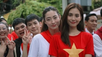 Dàn Hoa hậu tham gia diễu hành A80