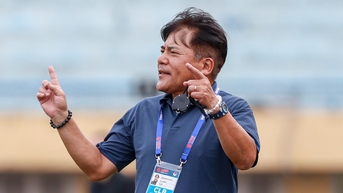 ប្រឈមមុខនឹងហានិភ័យបាត់បង់កៅអី “ក្តៅៗ” ដោយសារ ៤ប្រកួតជាប់គ្នា គ្មានឈ្នះ តើគ្រូបង្វឹកជនជាតិជប៉ុន ហាណូយ និយាយអ្វីខ្លះ?
